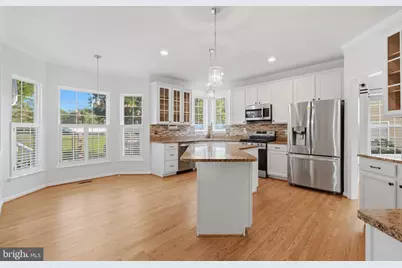 18278 Maple Spring Court, Leesburg, VA 20176 - Photo 2