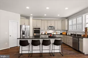 35924 Platinum Dr, Round Hill, VA 20141 - Photo 16