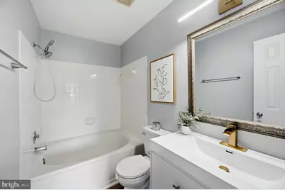 21140 Winding Brook Square, Ashburn, VA 20147 - Photo 16