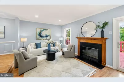 21140 Winding Brook Square, Ashburn, VA 20147 - Photo 8