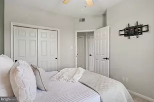 676 Gateway Dr SE, Leesburg, VA 20175 - Photo 16
