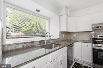 21881 Shallow Rock Square, Sterling, VA 20164 - Photo 22