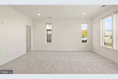44611 Uptown Row Drive, Ashburn, VA 20147 - Photo 10