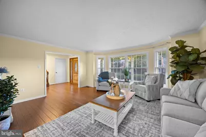 203 Markwood Drive, Sterling, VA 20165 - Photo 4