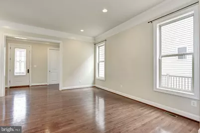 20728 Jennifer Ann Drive, Ashburn, VA 20147 - Photo 4