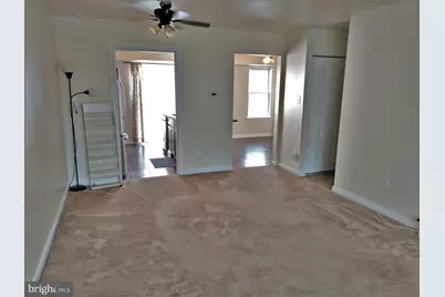 73 Sudbury Square, Sterling, VA 20164 - Photo 2