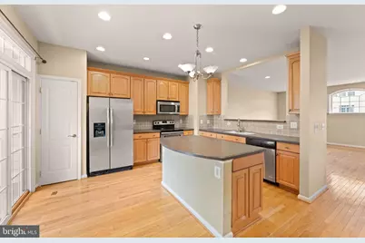 23005 Bulwark Terrace, Brambleton, VA 20148 - Photo 20