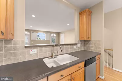 23005 Bulwark Terrace, Brambleton, VA 20148 - Photo 24