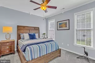 85 Pleasants Ln, Kilmarnock, VA 22482 - Photo 12