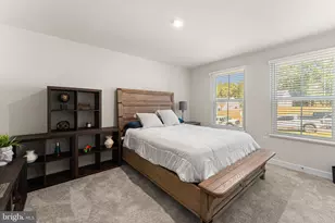 289 Pleasants Ln, Kilmarnock, VA 22482 - Photo 12