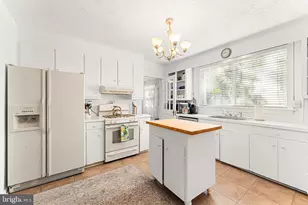 171 Beach Rd, White Stone, VA 22578 - Photo 10