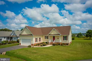 66 Old Field Rd, Irvington, VA 22480 - Photo 2