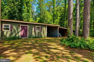 610 Beach Rd, White Stone, VA 22578 - Photo 18