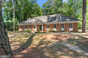 678 Rappahannock Dr, White Stone, VA 22578 - Photo 1