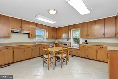17 2nd Avenue, Kilmarnock, VA 22482 - Photo 10