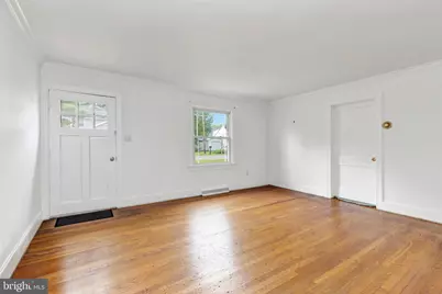 17 2nd Avenue, Kilmarnock, VA 22482 - Photo 6