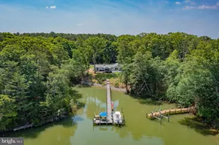 96 Larkspur Ln, Weems, VA 22576 - Photo 2