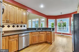 51 Grand Villa Dr, Weems, VA 22576 - Photo 16