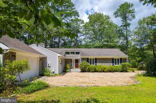 274 Robbins Ln, White Stone, VA 22578 - Photo 4