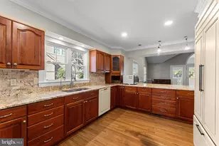 15 Heatherfield Ct, Kilmarnock, VA 22482 - Photo 6