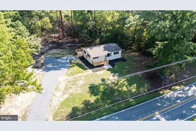 2029 Bluff Point Rd, Kilmarnock, VA 22482 - Photo 12