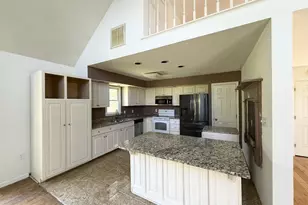 316 Sunset Dr, Weems, VA 22576 - Photo 4