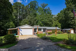 23 Oak Ridge Dr, Kilmarnock, VA 22482 - Photo 34