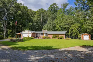 23 Oak Ridge Dr, Kilmarnock, VA 22482 - Photo 26
