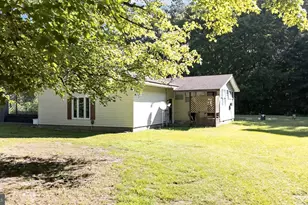 16 Apache Trail, Kilmarnock, VA 22482 - Photo 8