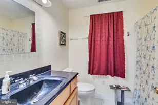 732 Middle Gate Ln, Irvington, VA 22480 - Photo 20