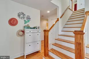 732 Middle Gate Ln, Irvington, VA 22480 - Photo 4