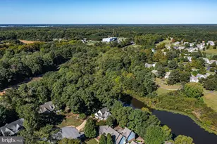 732 Middle Gate Ln, Irvington, VA 22480 - Photo 34