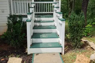 33 E Circle Rd, Madison, VA 22727 - Photo 4