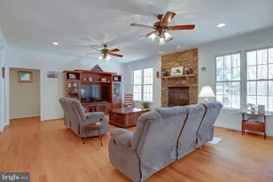 3279 Ridgeview Rd, Reva, VA 22735 - Photo 12