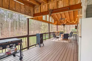 2586 W Hoover Rd, Haywood, VA 22722 - Photo 26