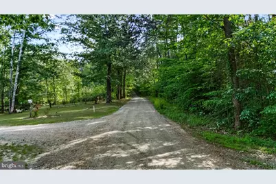 804 Buggy, Rochelle, VA 22738 - Photo 2