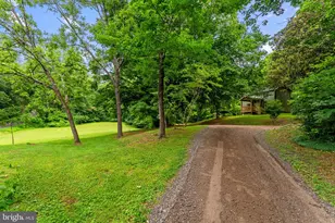 2303 W Hoover Rd, Haywood, VA 22722 - Photo 48