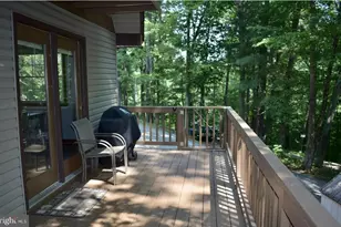 221 S Honeysuckle Ln, Madison, VA 22727 - Photo 8