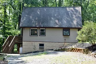 221 S Honeysuckle Ln, Madison, VA 22727 - Photo 6