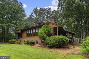 554 Arrington Mountain Rd, Haywood, VA 22722 - Photo 8