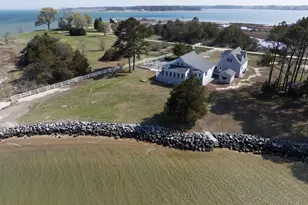 1887 Point Breeze Dr, Hudgins, VA 23076 - Photo 38