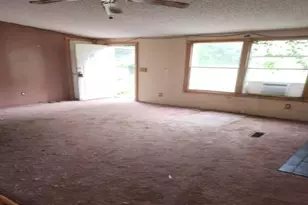 9034 Dutton Rd, North, VA 23128 - Photo 6