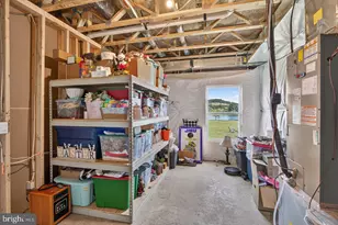 115 Waterfront Dr, Raphine, VA 24472 - Photo 38