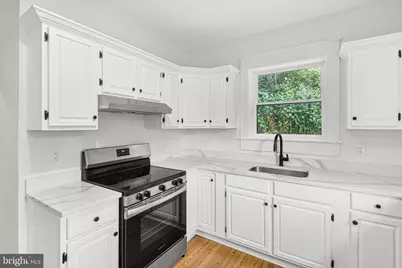 957 Wert Faulkner Hwy, Natural Bridge Station, VA 24579 - Photo 6