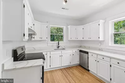 957 Wert Faulkner Hwy, Natural Bridge Station, VA 24579 - Photo 4