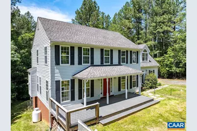 231 Magnolia Cir, Troy, VA 22974 - Photo 1