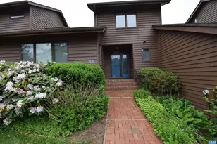 B3 Marina Point, Palmyra, VA 22963 - Photo 1