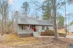 7 Englewood Dr, Palmyra, VA 22963 - Photo 1