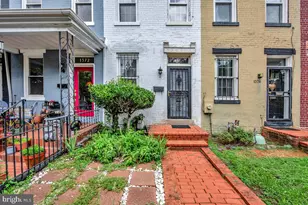 1374 C St NE, Washington, DC 20002 - Photo 1