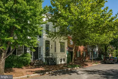 1423 34th Street NW, Washington, DC 20007 - Photo 1